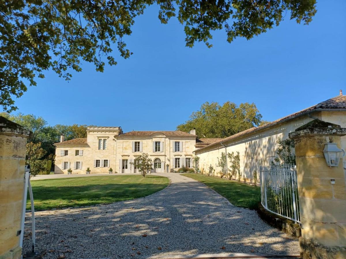 Chateau Larteau Arveyres Exterior photo